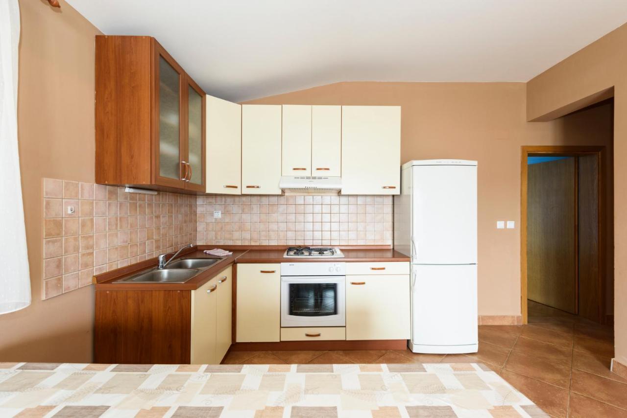 Apartments Golubic สเวติ เปตาร์ ภายนอก รูปภาพ