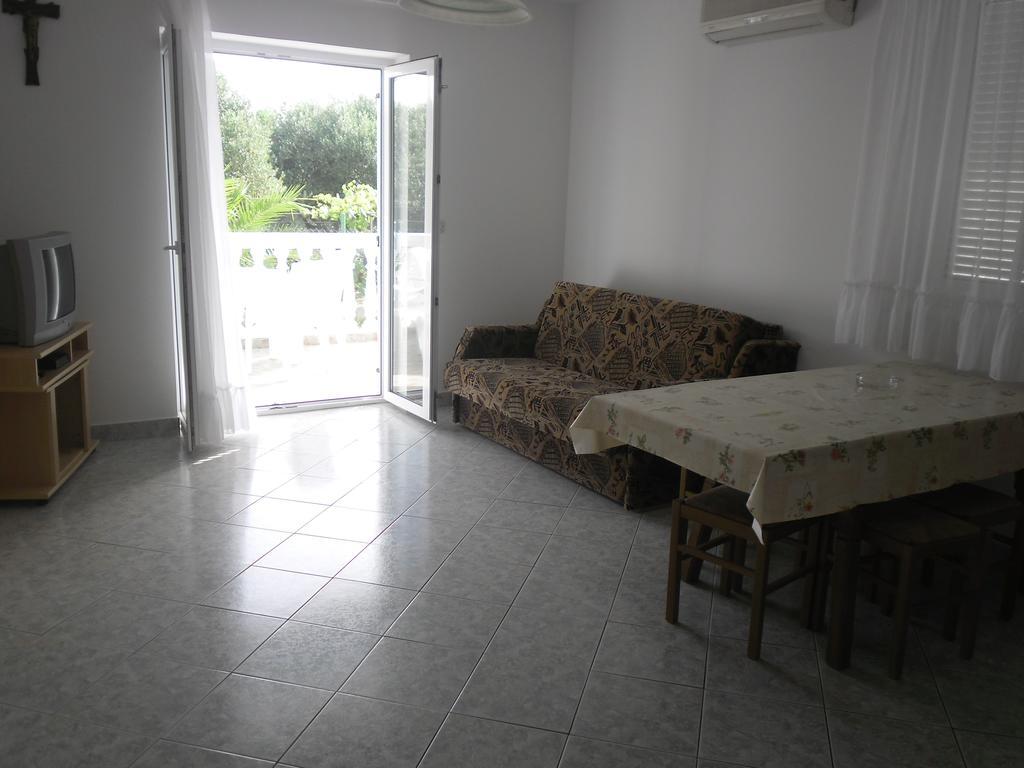 Apartments Golubic สเวติ เปตาร์ ห้อง รูปภาพ