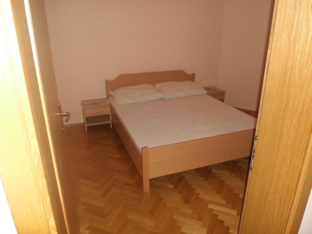 Apartments Golubic สเวติ เปตาร์ ห้อง รูปภาพ